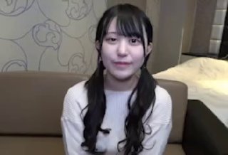 波多野结衣-cd2 温泉旅館で頼んだマッサージ師が若くて美人で超タイプ！サービス中に際どい箇所もモミモミするので自然と浴衣がはだけて勃起チ○ポが露出！ダメもとで本番交渉してみました！